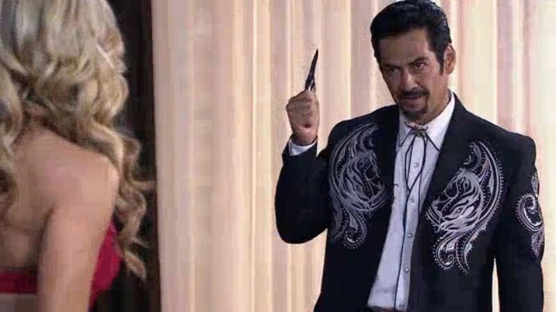 Los Miserables S1 E61 – Hora de vengarse