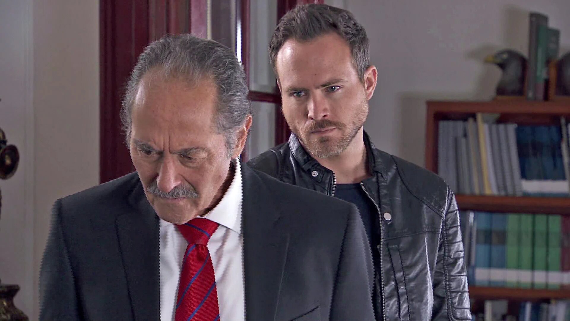 Los Miserables S1 E105 – Contra la pared