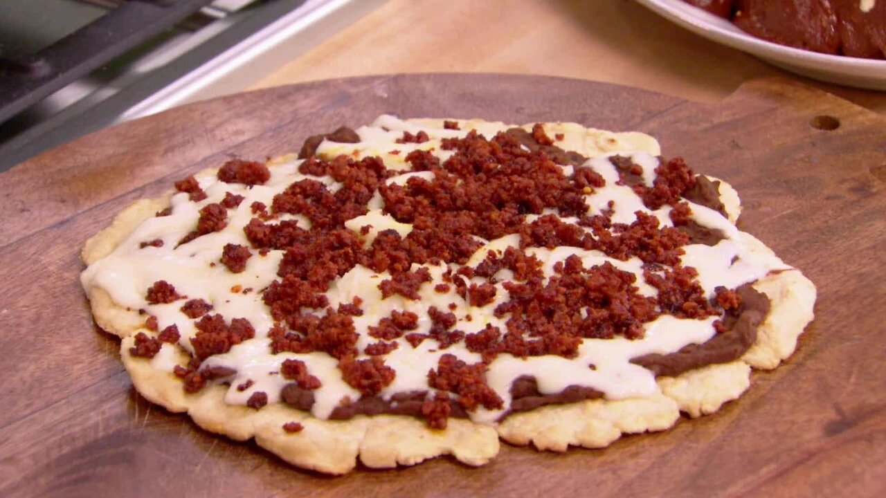 Mexican Made Easy S5 E07 – Holy Mole!