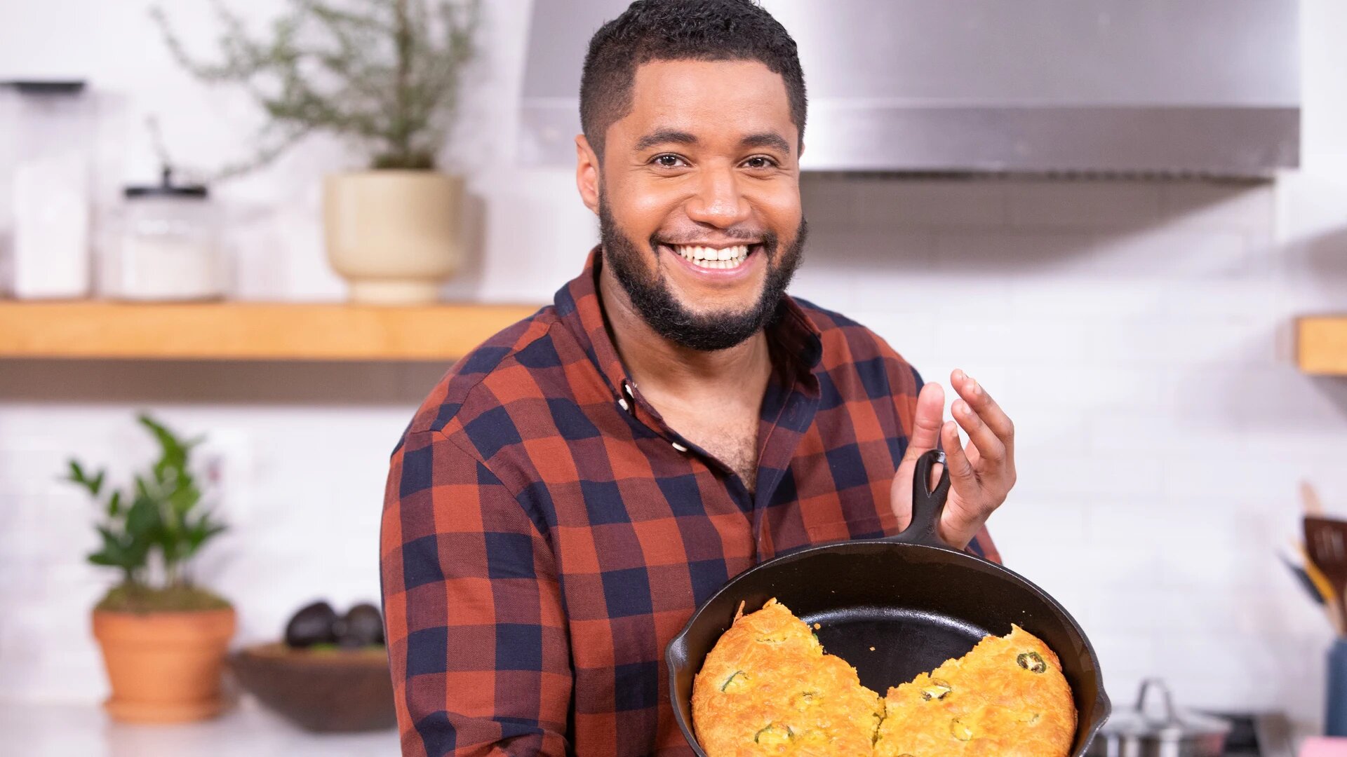 The Artisan's Kitchen S1 E08 – Jalapeño Cheddar Cornbread