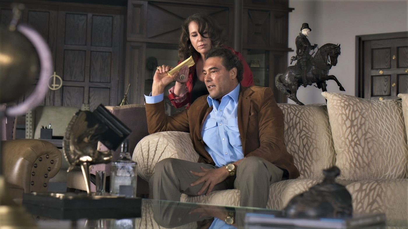 Falsa Identidad S2 E30 – A cualquier precio