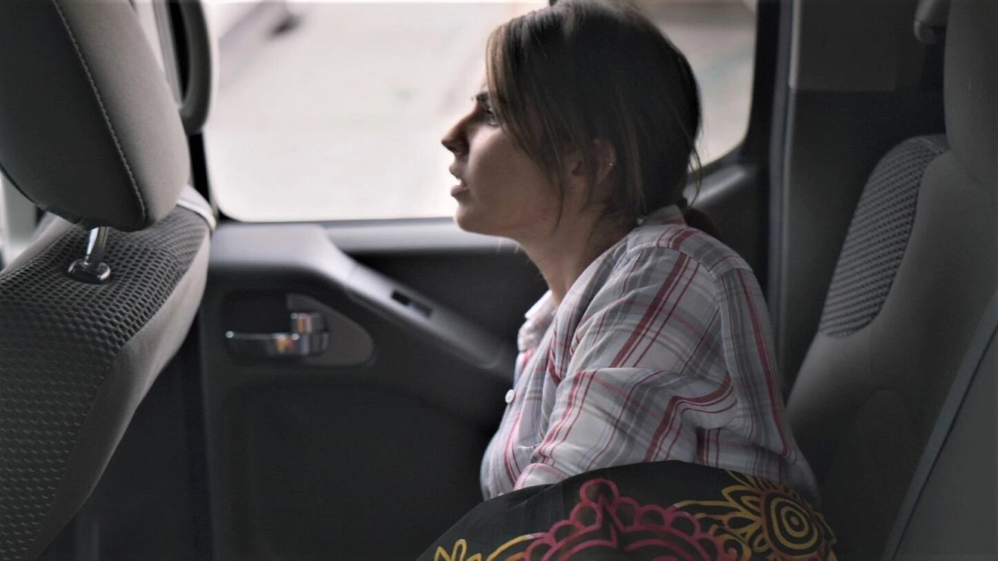 Falsa Identidad S2 E59 – Como liebre en el bosque