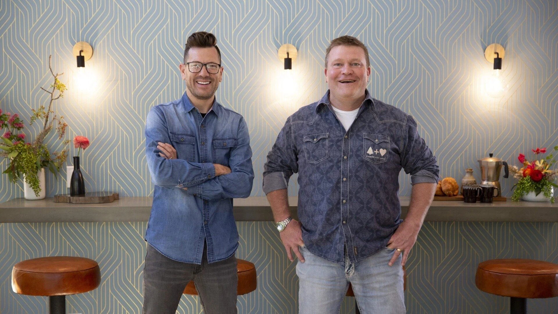 Flipping Across America S1 E06 – Small House, Big Risk