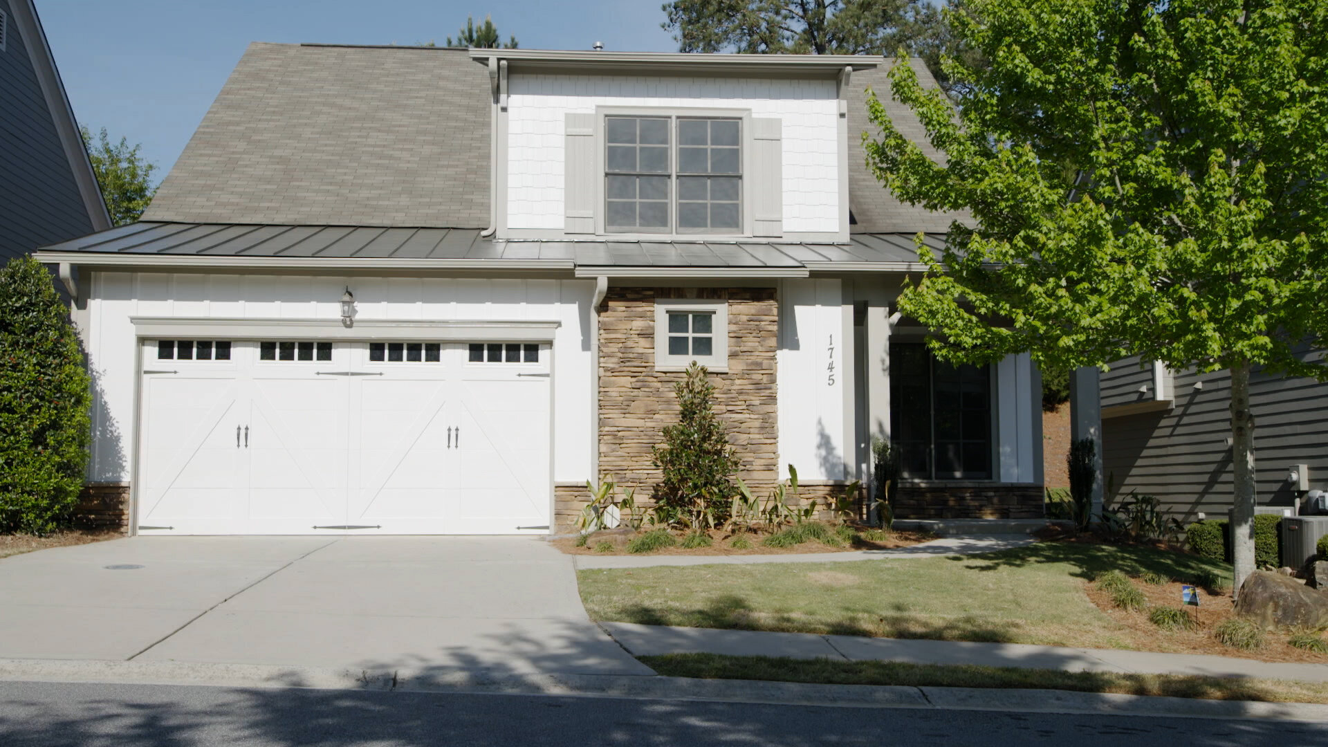 Sell This House S2 E16 – Flipping out in Woodstock