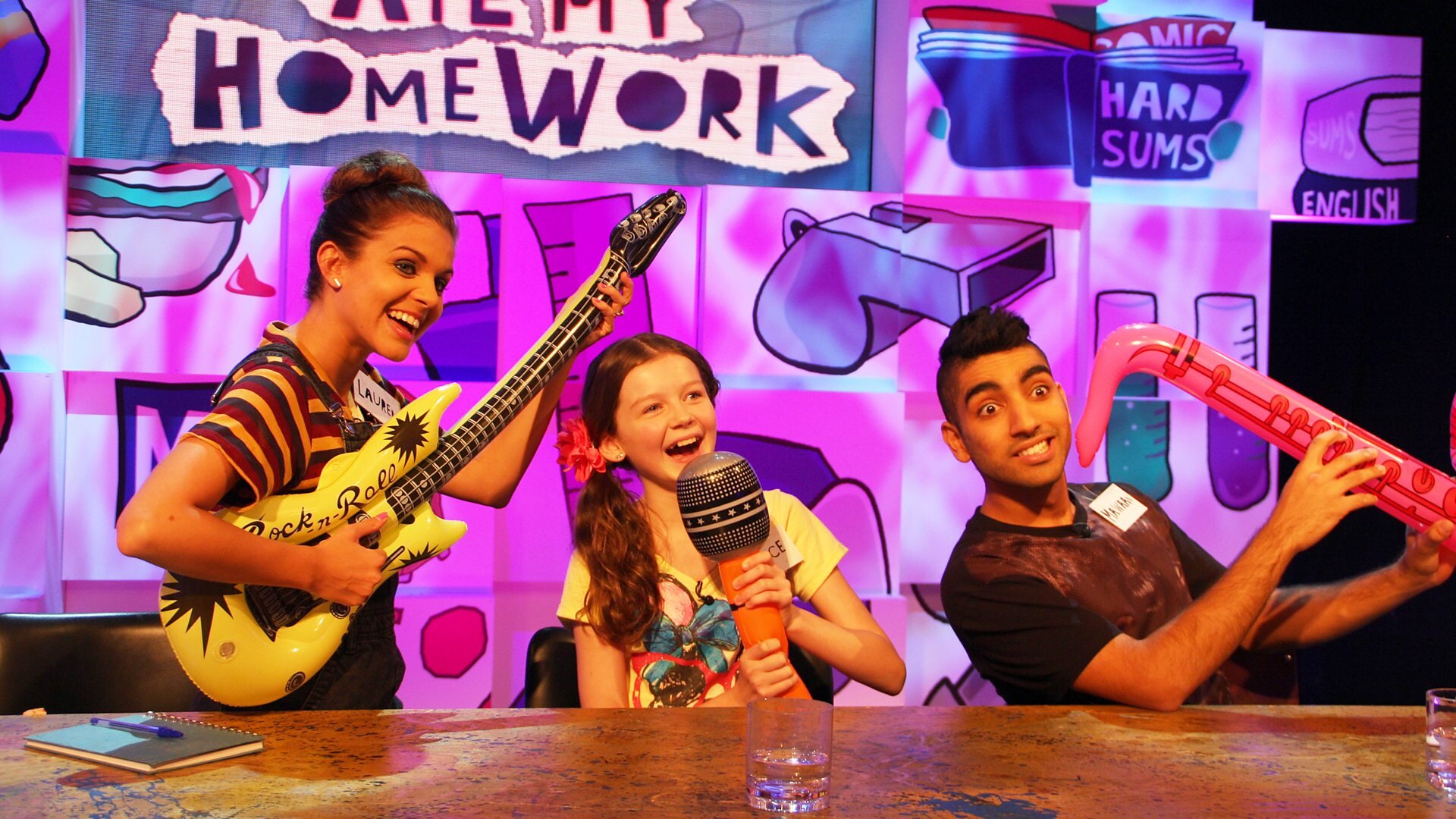 The Dog Ate My Homework S3 E08 – Victoria Cook, Lauren Layfield, Phil Wang, Mawaan Rizwan