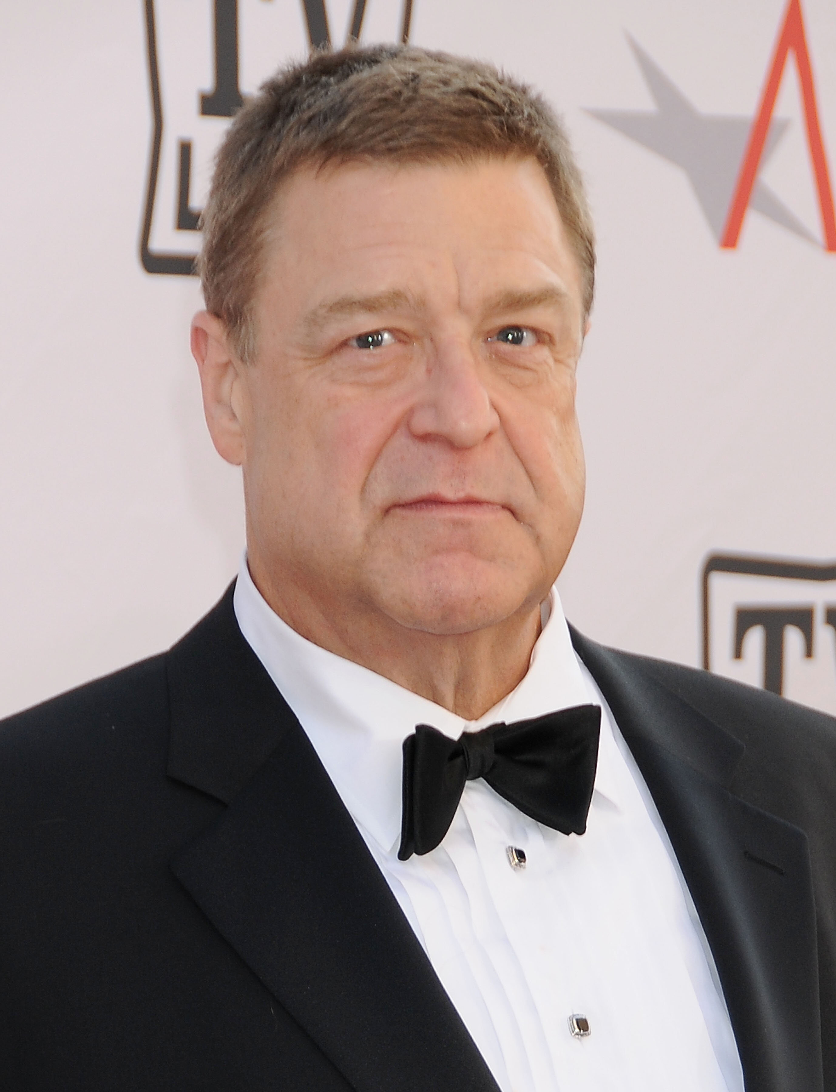 Джон гуд. John Goodman. Джон Гудман 2021. John Stephen Goodman. Соул Гудман актер.