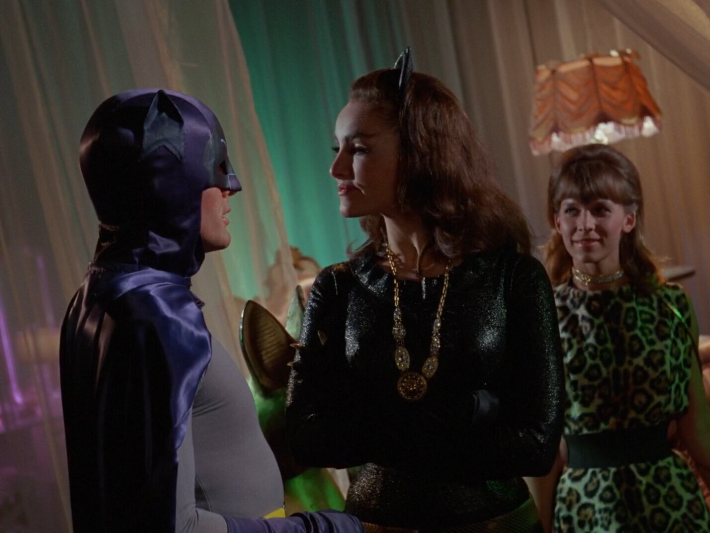 The Catwoman Goeth (2) - Batman 2x34 | TVmaze