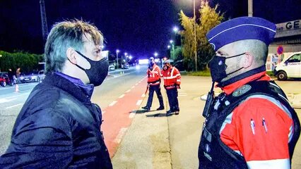 Alloo bij de Verkeerspolitie S1 E09 – Aflevering 9
