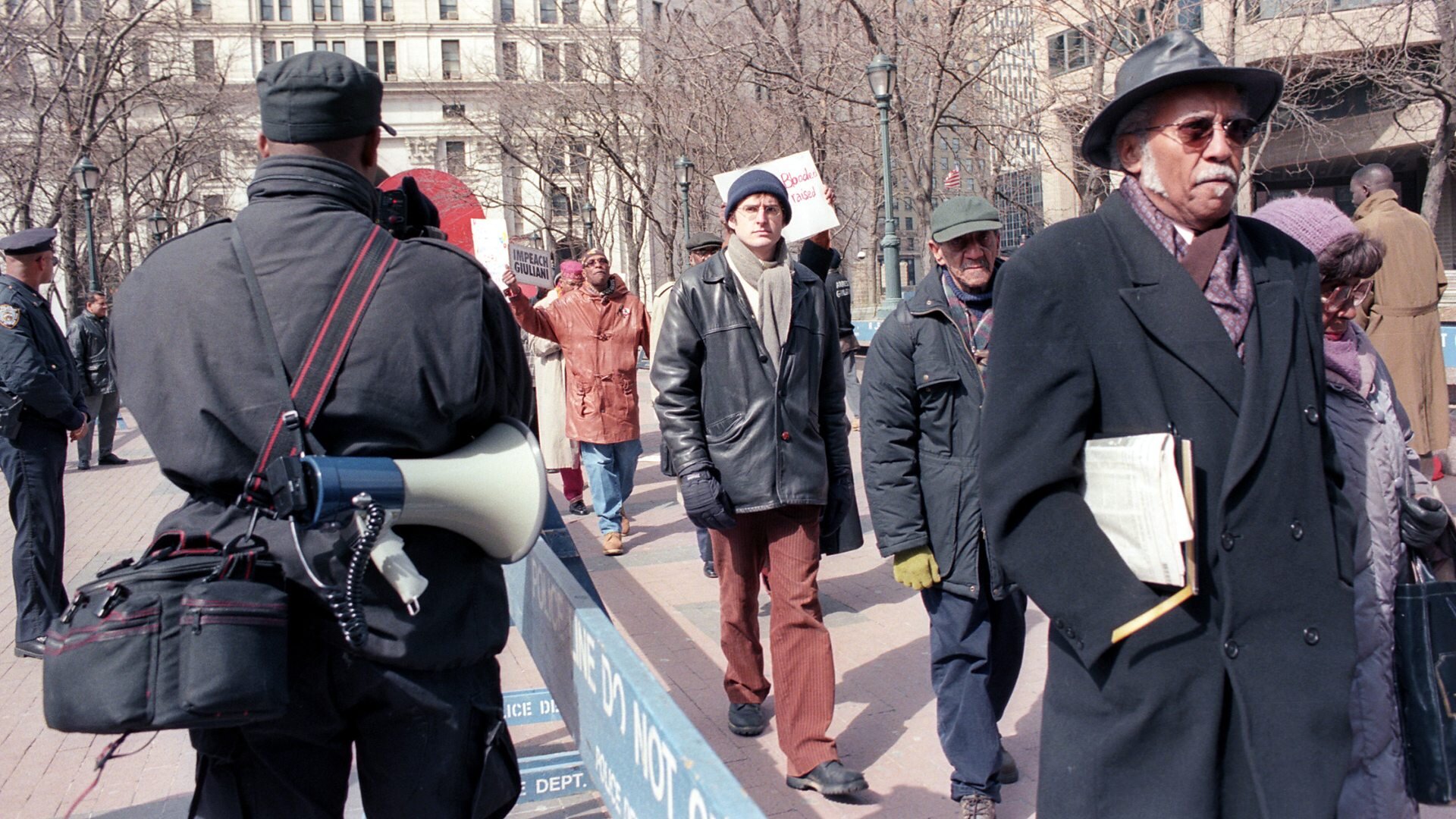 Louis Theroux's Weird Weekends S2 E03 – Black Nationalism