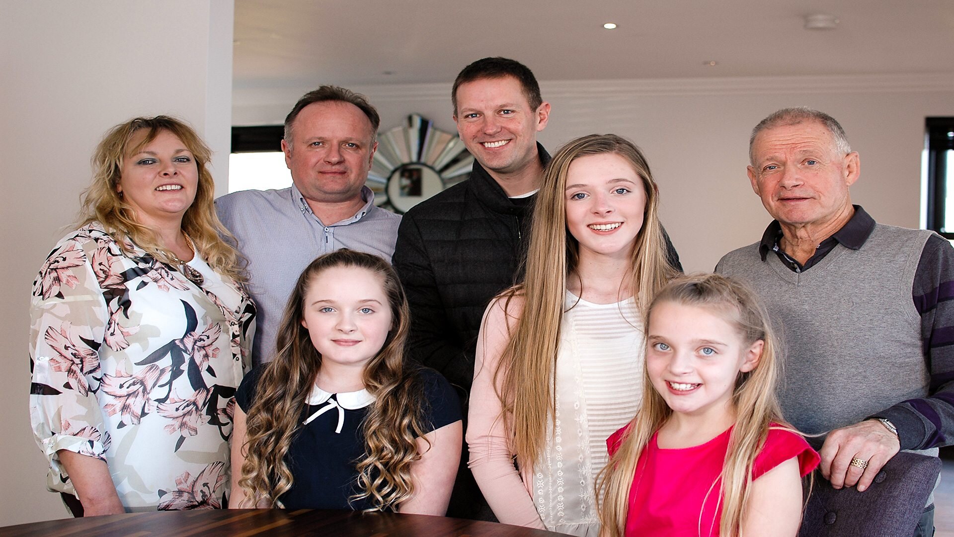 Family Footsteps S1 E03 – Episode 3
