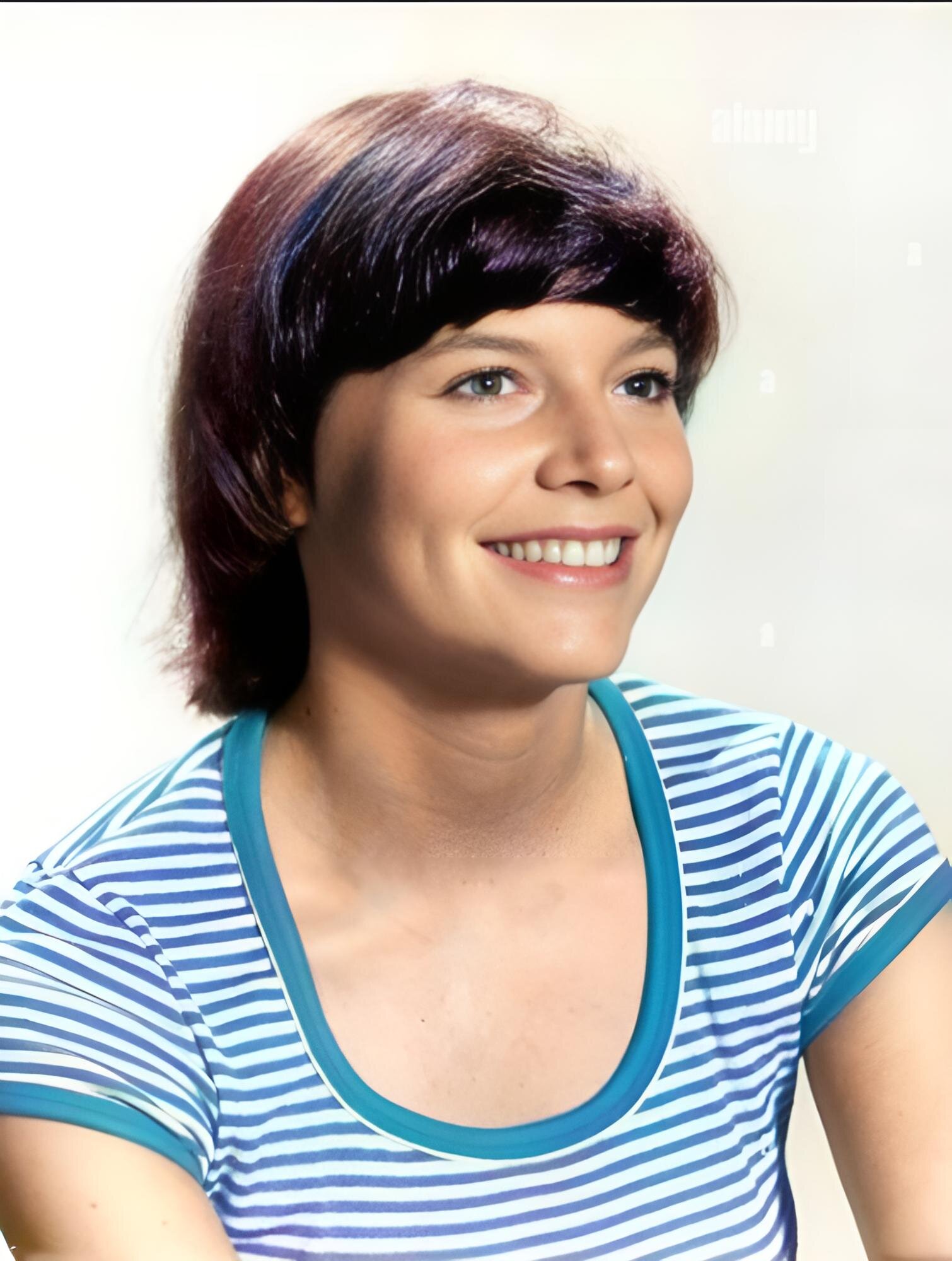 Lucia Stralser