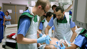 Trauma Doctors: Every Second Counts S2 E06 – Episode 6
