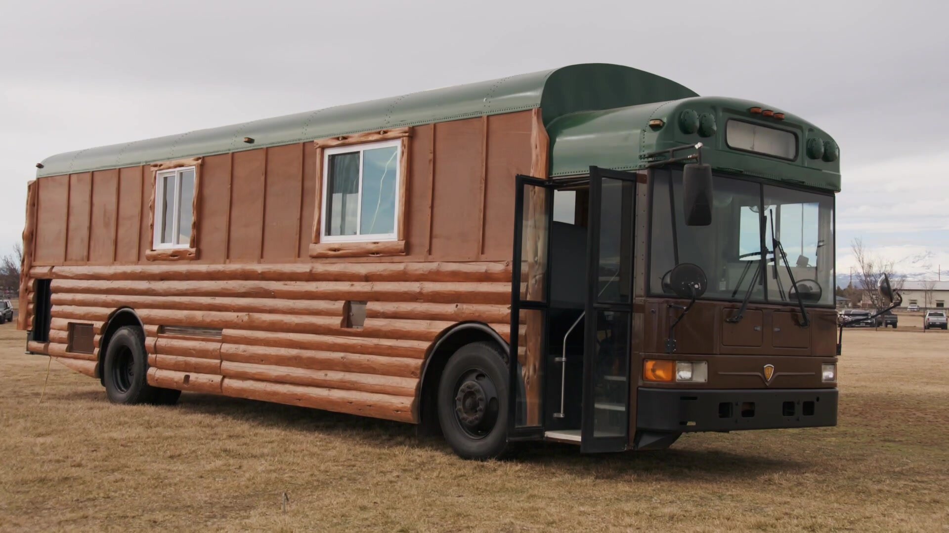 Lincoln Log Masters S1 E06 – Logs on Wheels