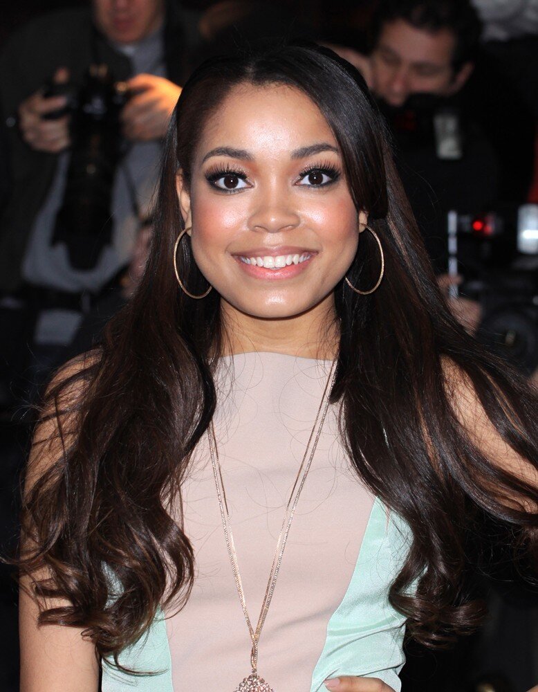 Dionne Bromfield
