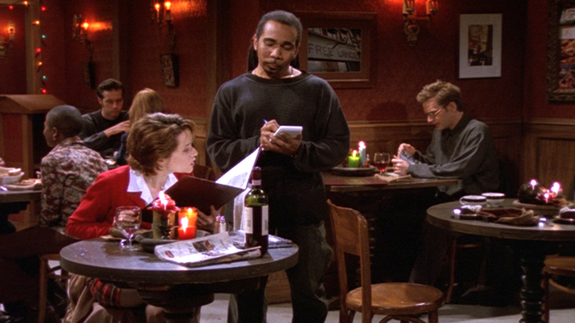Caroline in the City S2 E18 – Caroline and the Monkeys