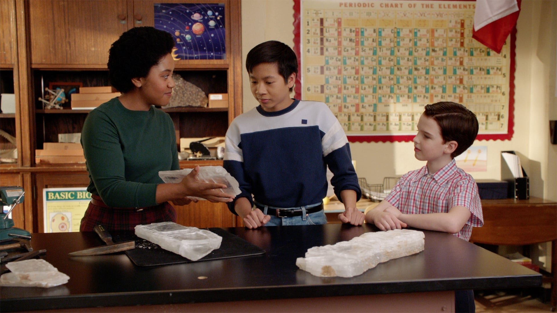 Young Sheldon S1 E15 – Dolomite, Apple Slices, and a Mystery Woman