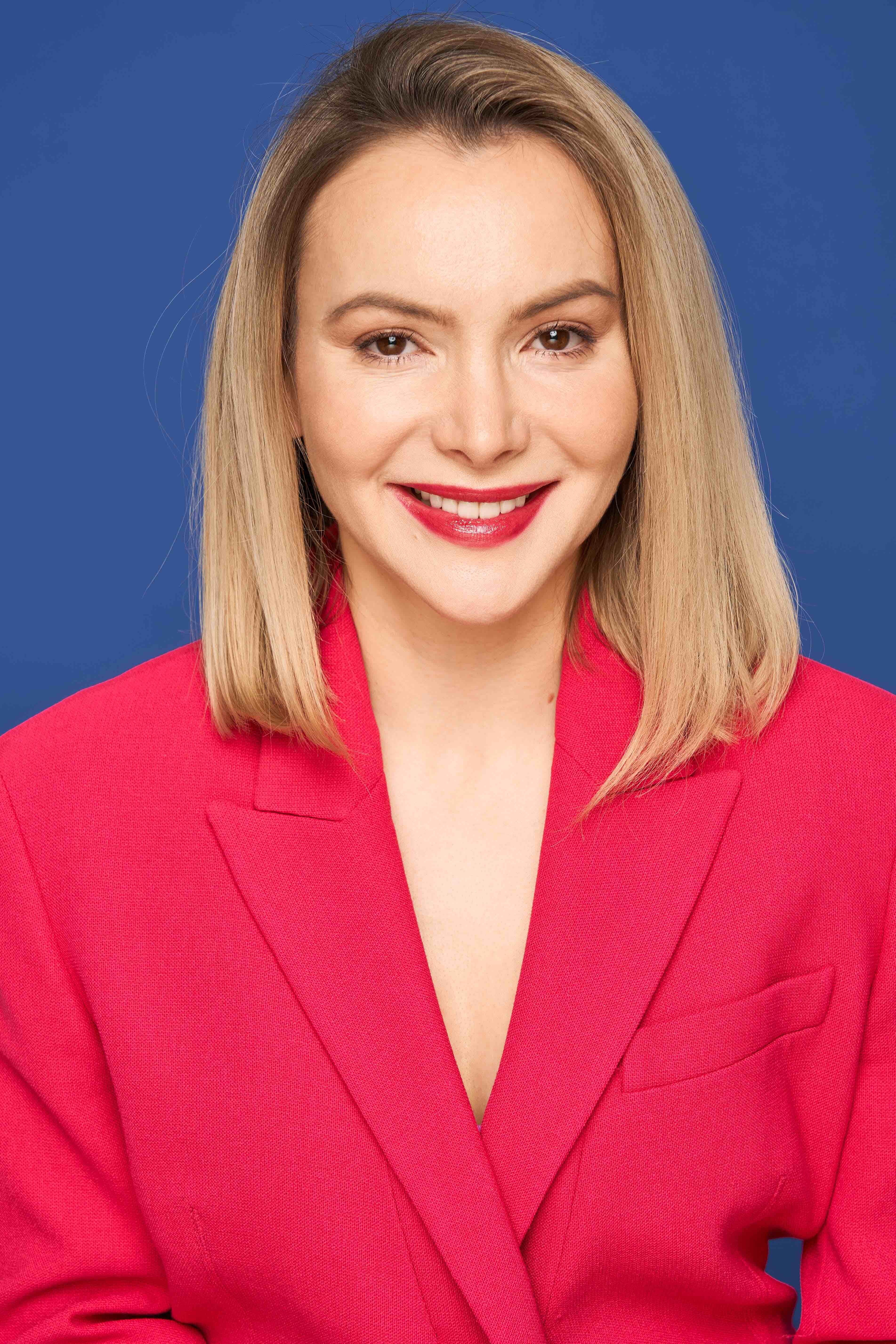 Елена Волик