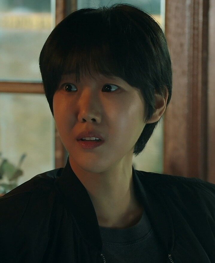 Kang Yoon Ji