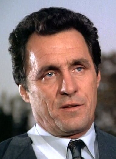 Beau Starr