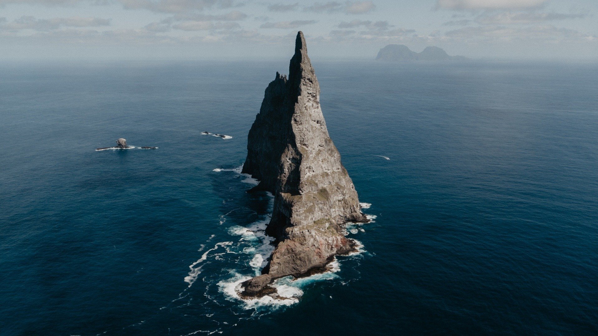 Into the Big Blue Heart S1 E01 – The Tropics