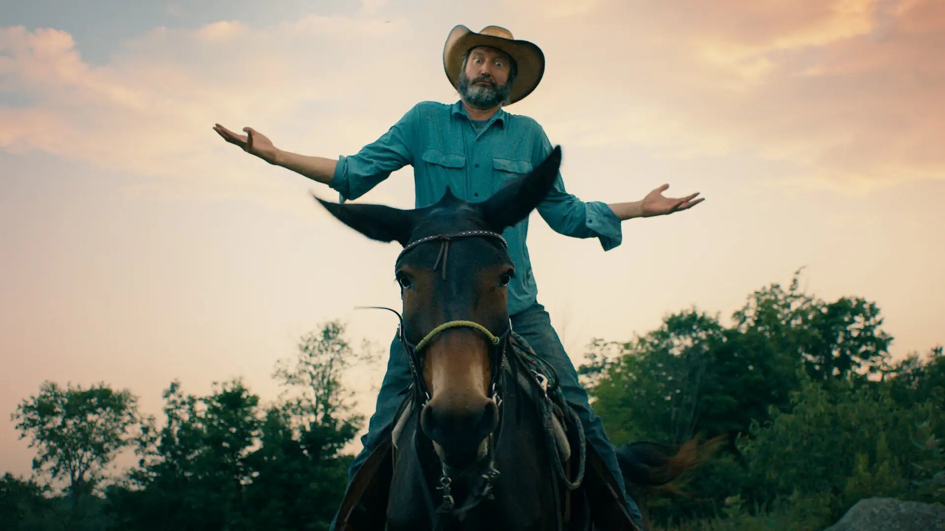 Tom Green Country S1 E01 – Home To the Country