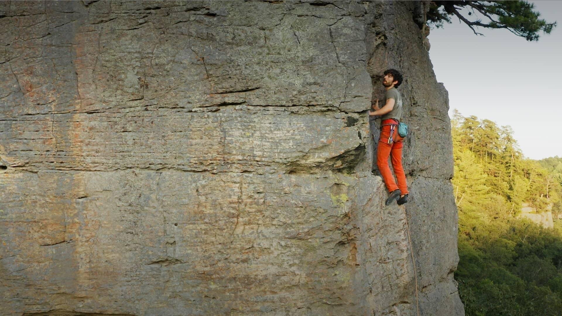 Overview S1 E05 – Climbers' Paradise is the Last Refuge for an Ancient Species