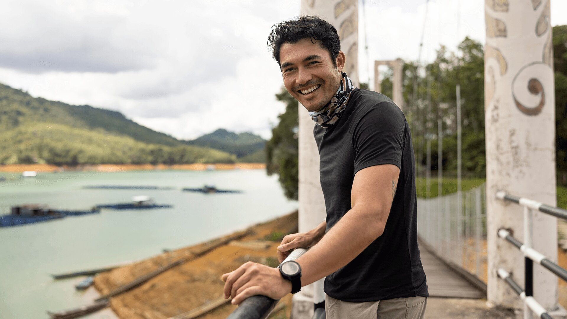 No Taste Like Home with Antoni Porowski S1 E06 – Henry Golding's Malaysian Adventure