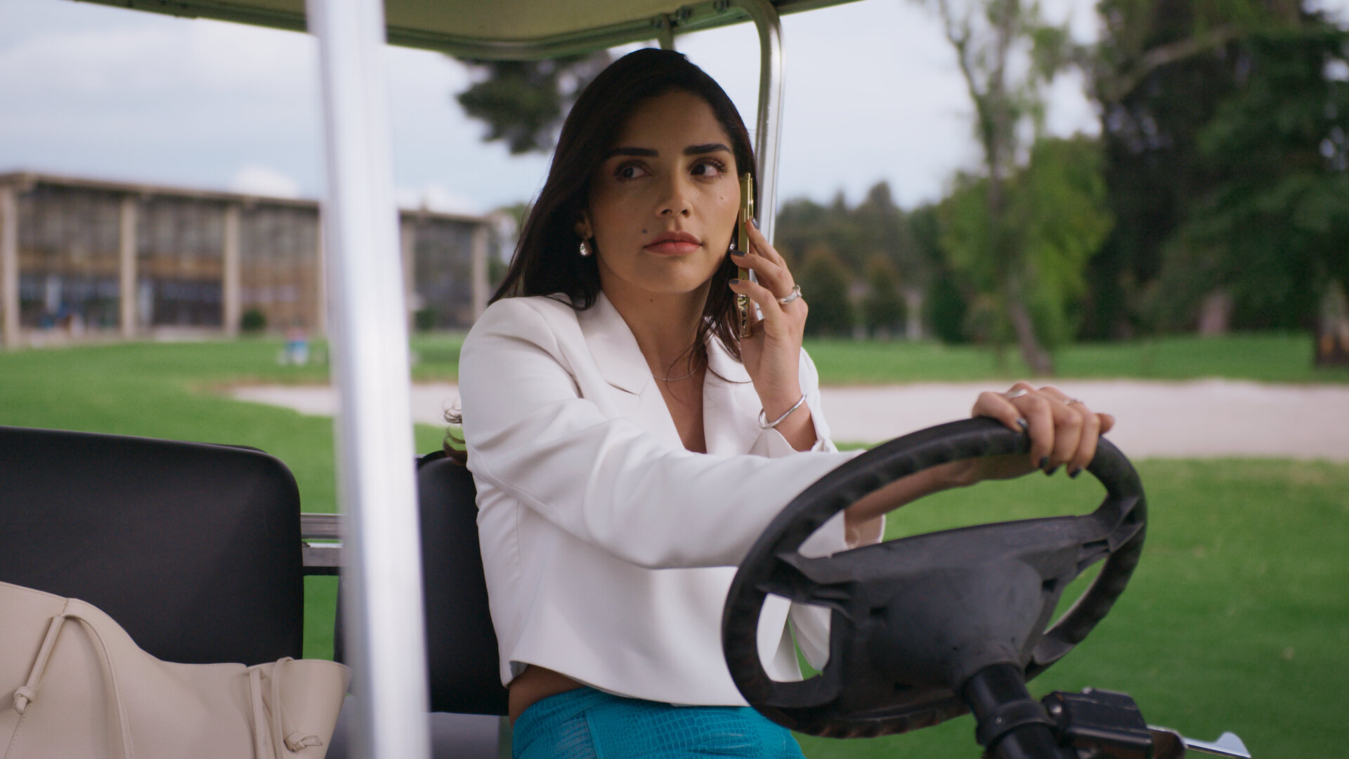 Nuevo Rico, Nuevo Pobre S1 E37 – Fernanda descubre que Mateo y Lizeth tuvieron una aventura