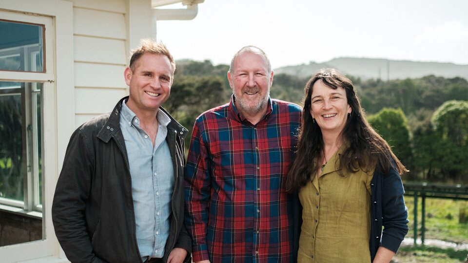 Moving Houses S3 E02 – Farewell Spit