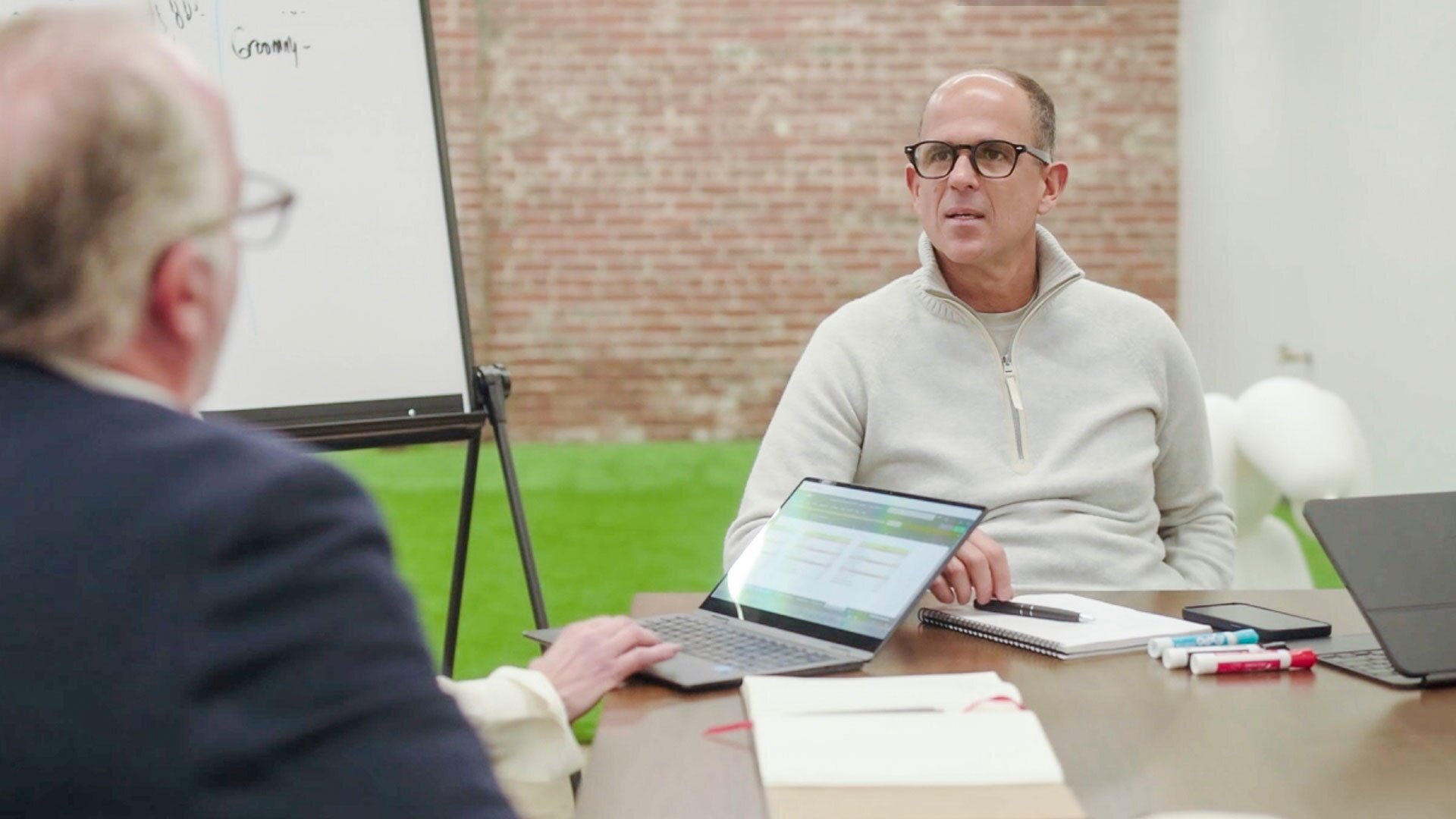 The Fixer S1 E03 – Fluffology