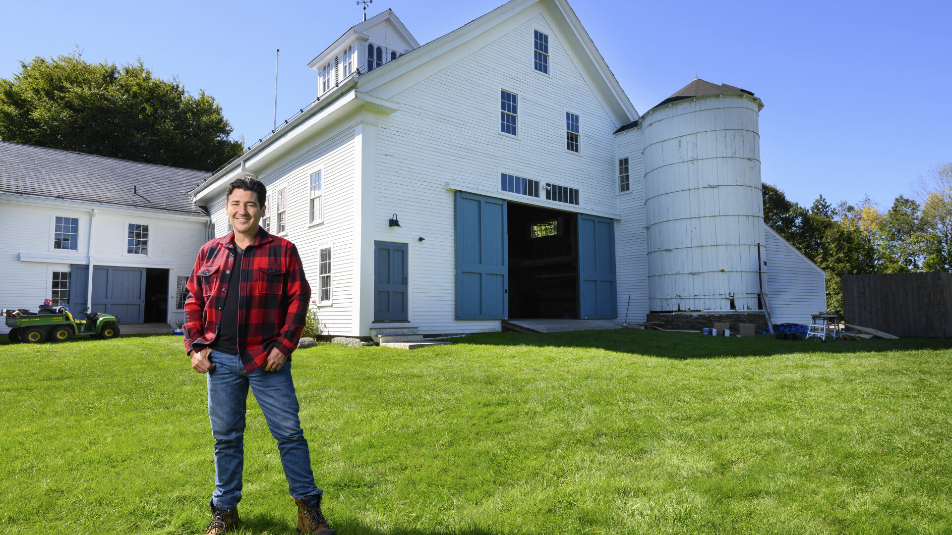 Farmhouse Fixer S3 E06 – Berry Farm Charm
