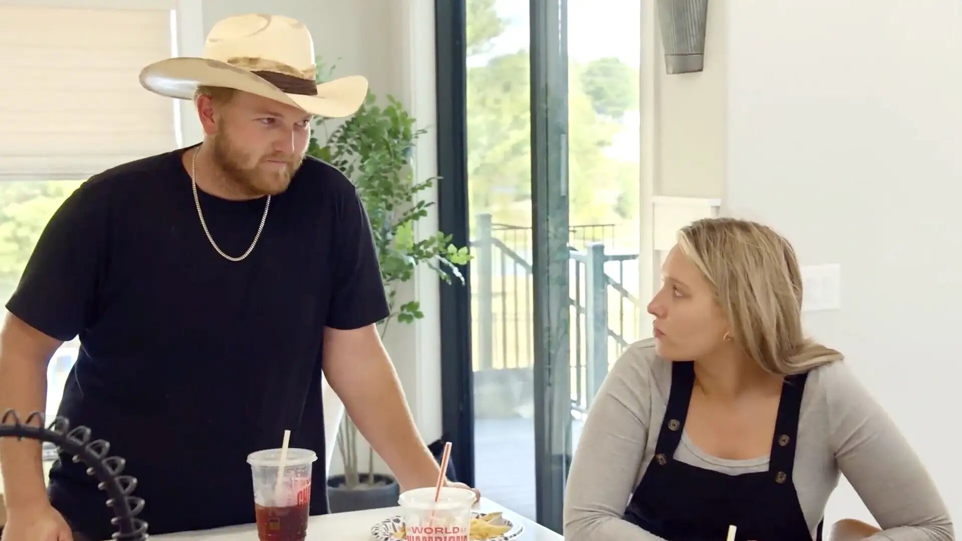 The McBee Dynasty: Real American Cowboys S2 E06 – Never Seen a Rock So Big