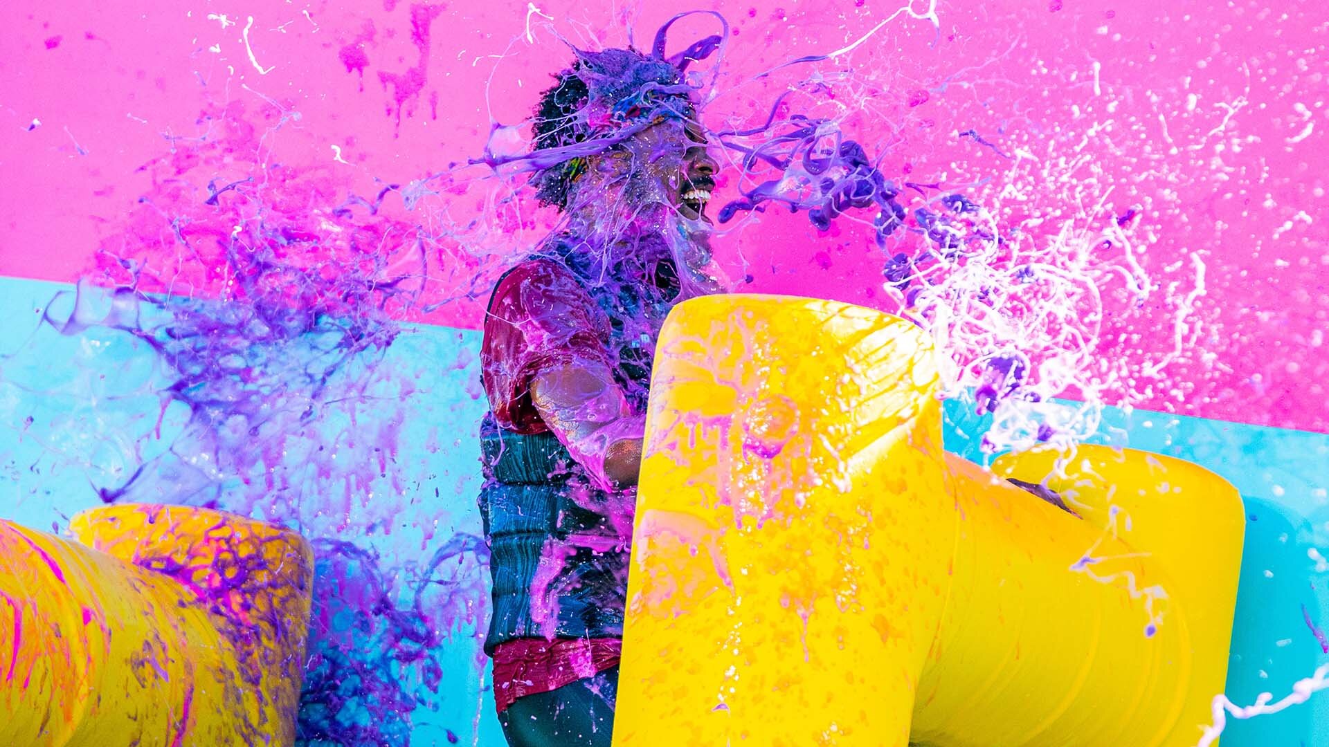 Wipeout S2 E17 – Cirque Du Wipeout