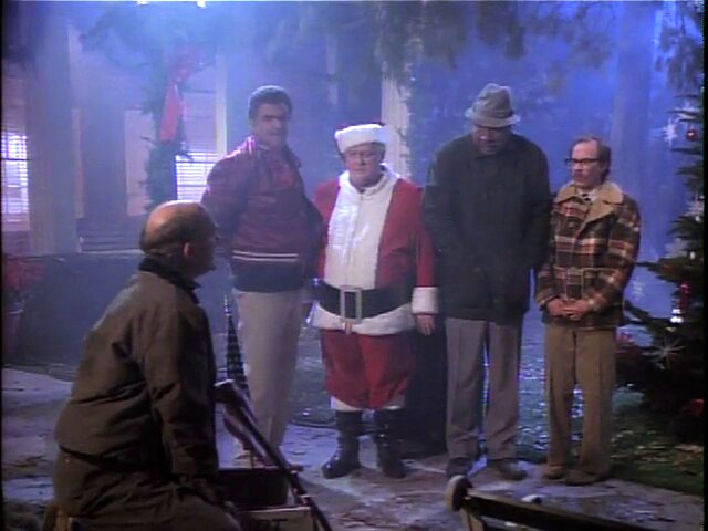 Evening Shade S1 E11 – The Wood Who Stole Christmas