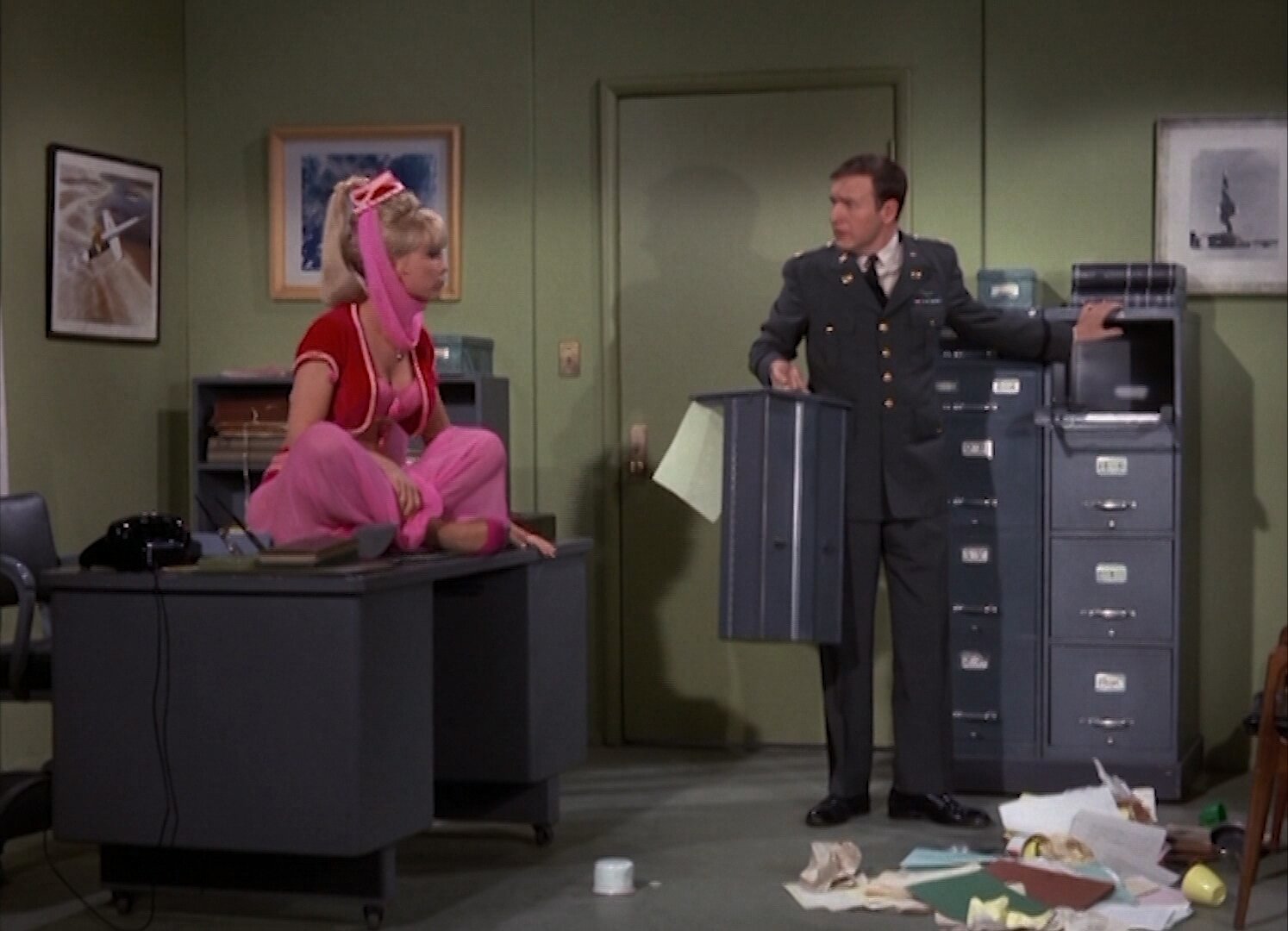 I Dream of Jeannie S2 E27 – There Goes the Bride