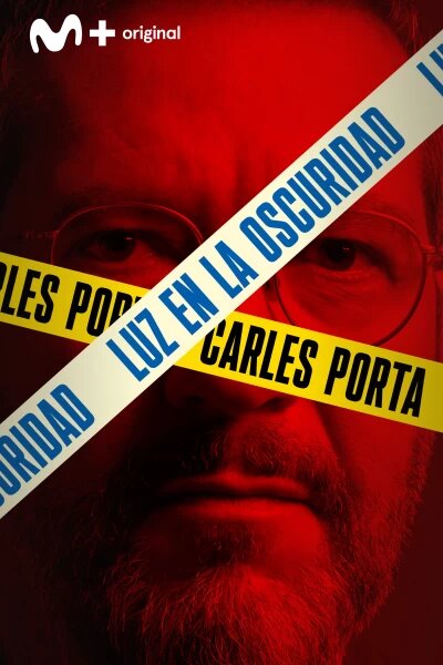 Luz en la oscuridad poster