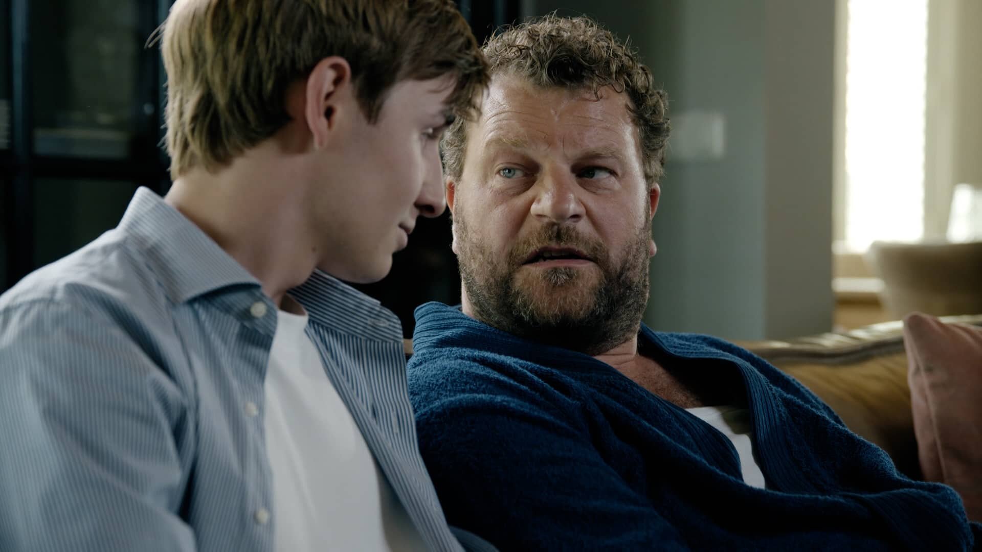 Woeste Grond S3 E11 – Wat je achterhoudt weegt zwaar