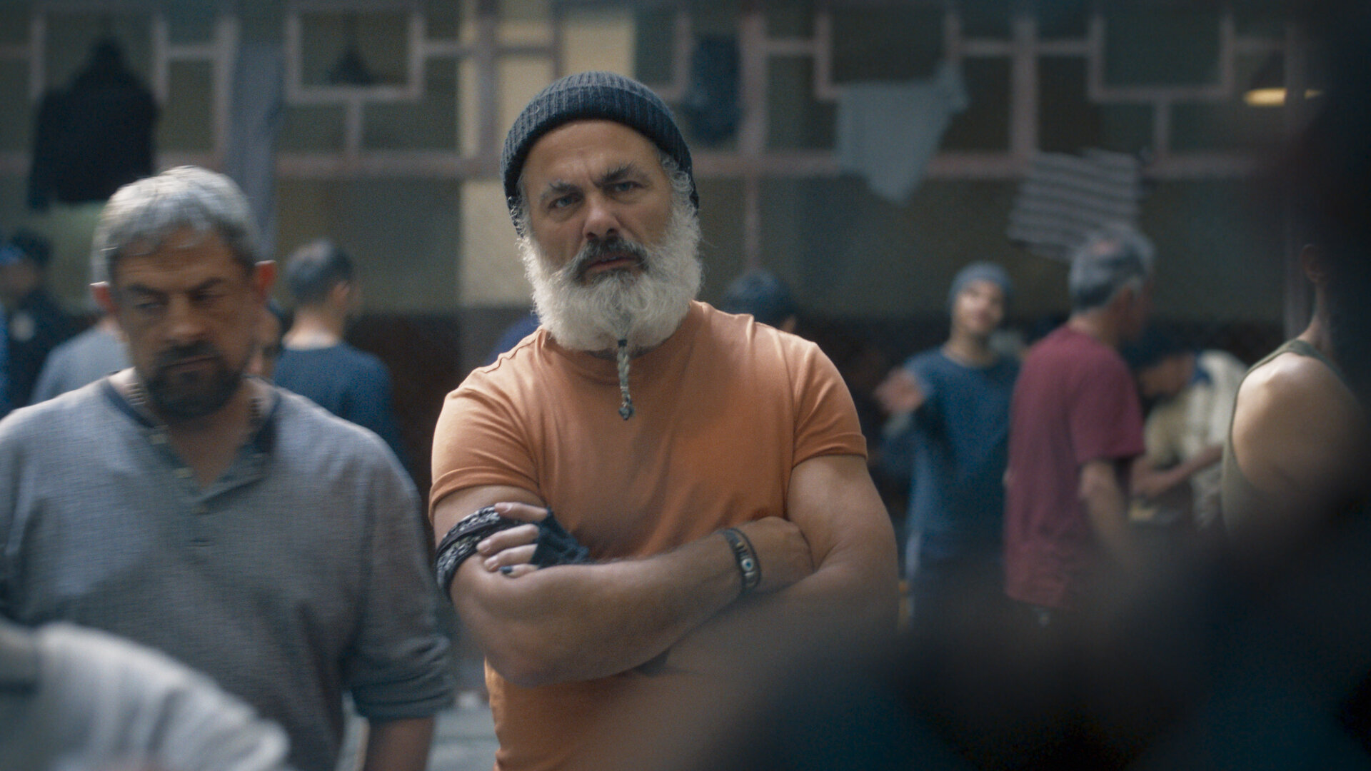 Charly empieza a sentir cosas por Sky y pasan día familiar con Alma