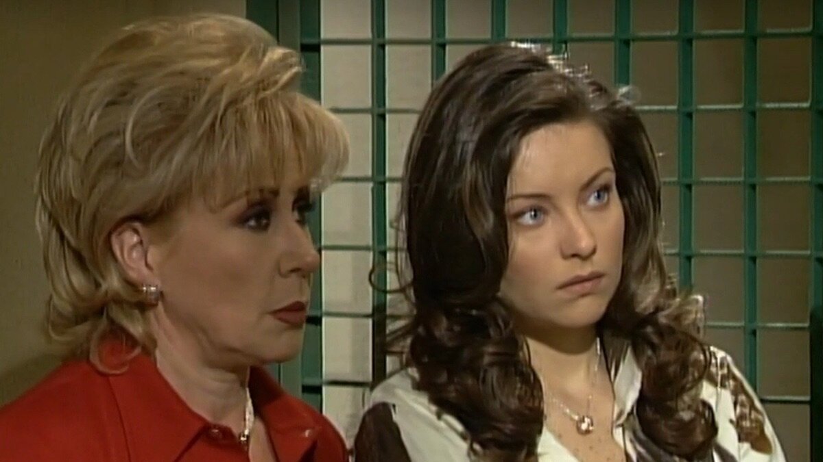 La Intrusa S1 E123 – Episode 123