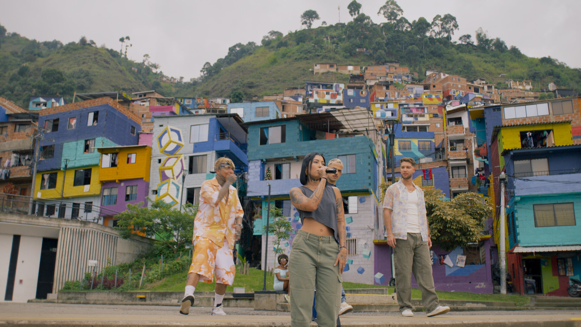 Yeimy se entera de que Charly es su esposo y Erik, su hijo