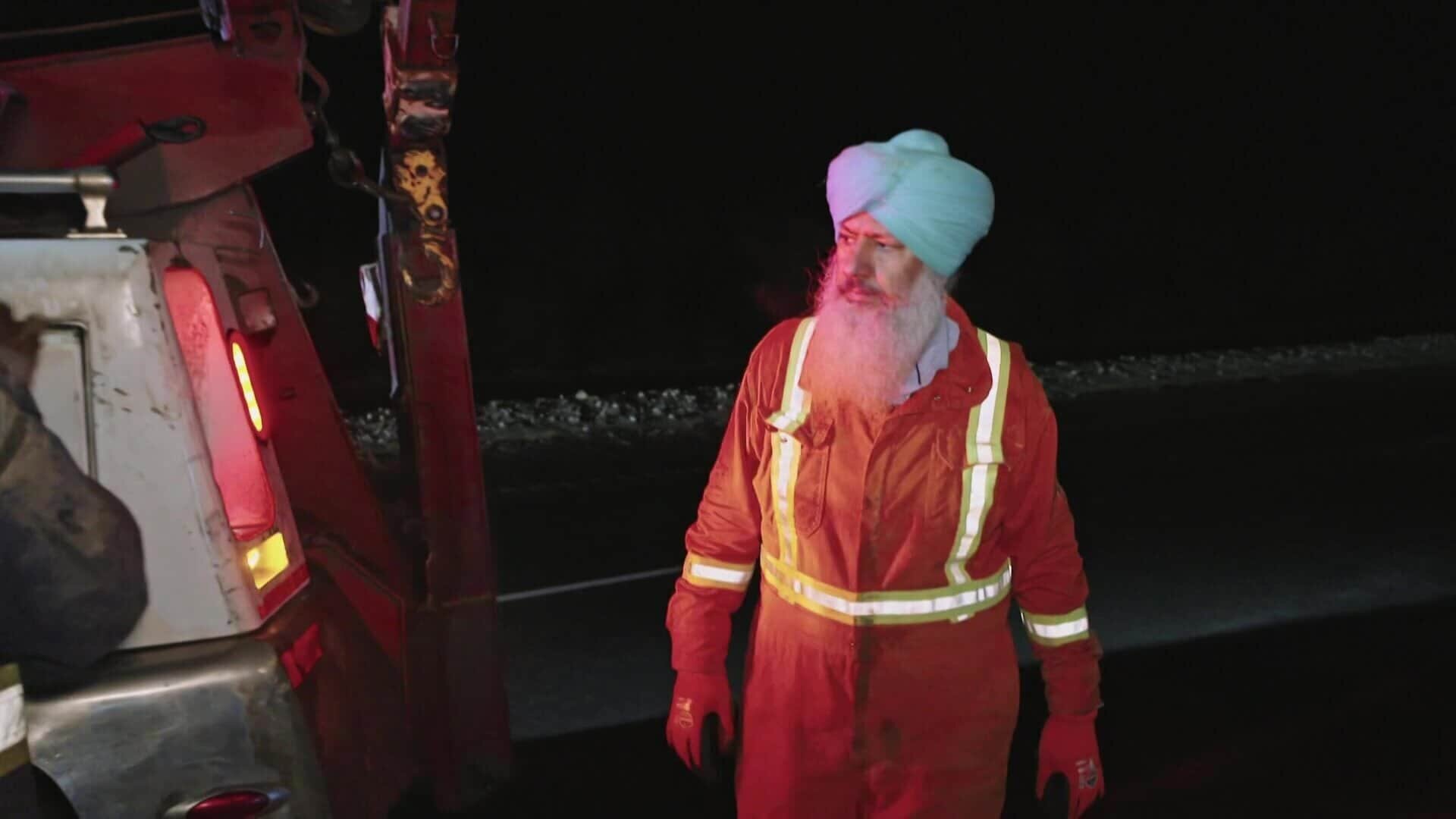 Highway Thru Hell S14 E09 – On The Razor's Edge