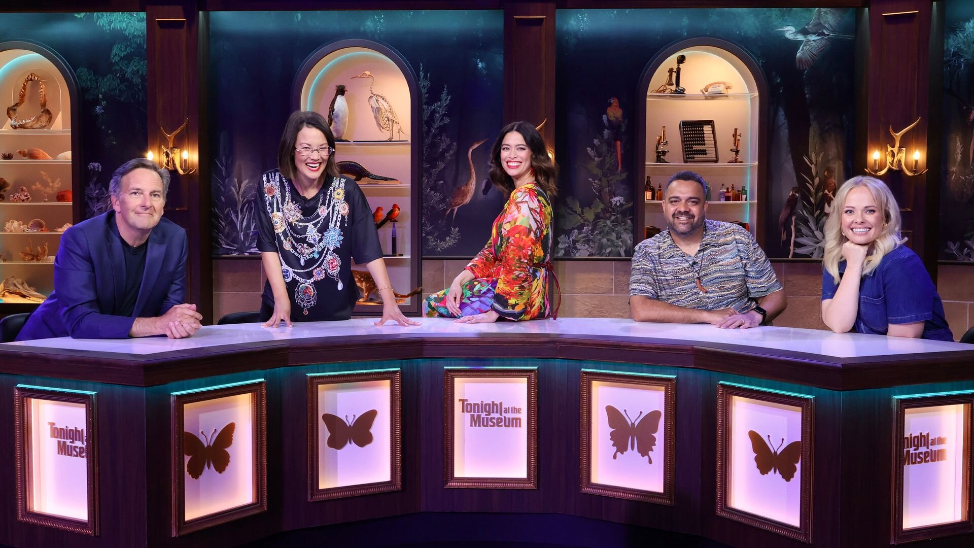 Tonight At The Museum S1 E08 – Hands on Buzzards