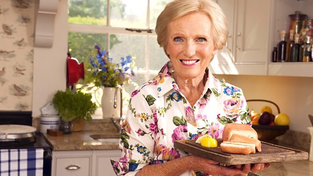Mary Berry Cooks S1 E02 – A Dinner Party