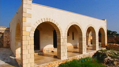 Grand Designs Abroad S1 E03 – Puglia, Italy: Masseria Impisi - An Artists' Retreat