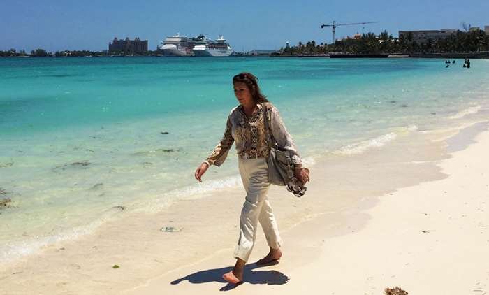 Cruising with Jane McDonald S1 E01 – Bahamas